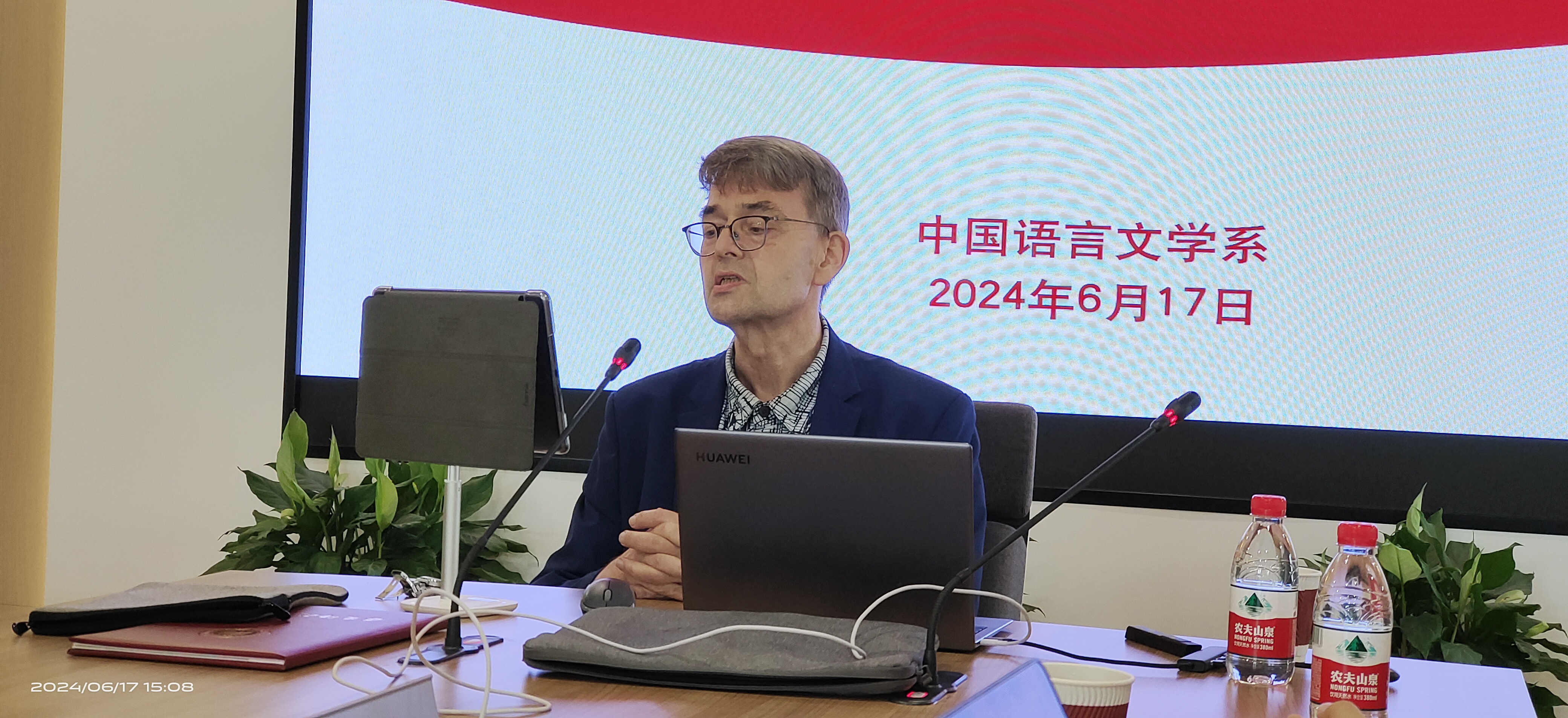 685e0e6182d73f580017d81ebae90f2.jpg 685e0e6182d73f580017d81ebae90f2.jpg